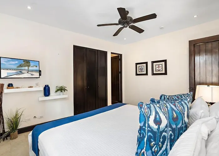 Stylish Beach-themed With Two Bedrooms And Lovely Ocean Views Сasa de vacaciones *